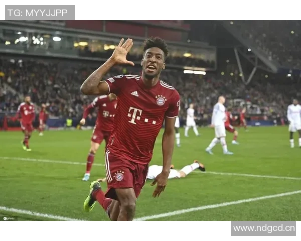 穆勒第96分钟绝杀进球震撼全场直面三名防守球员展现超强实力 穆勒第96分钟绝杀进球震撼全场直面三名防守球员展现超强实力