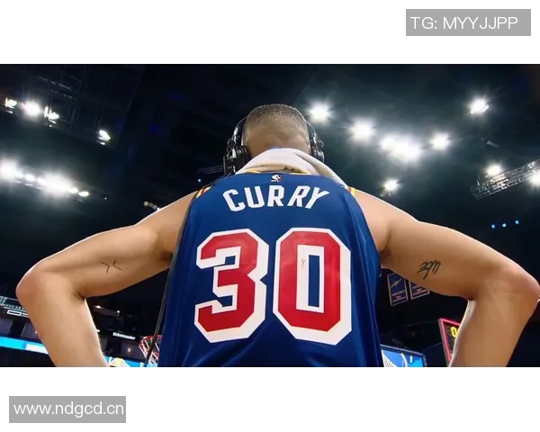 斯蒂芬库里再创奇迹42分6板7助1帽让人怀疑他是否来自地球 斯蒂芬库里再创奇迹42分6板7助1帽让人怀疑他是否来自地球