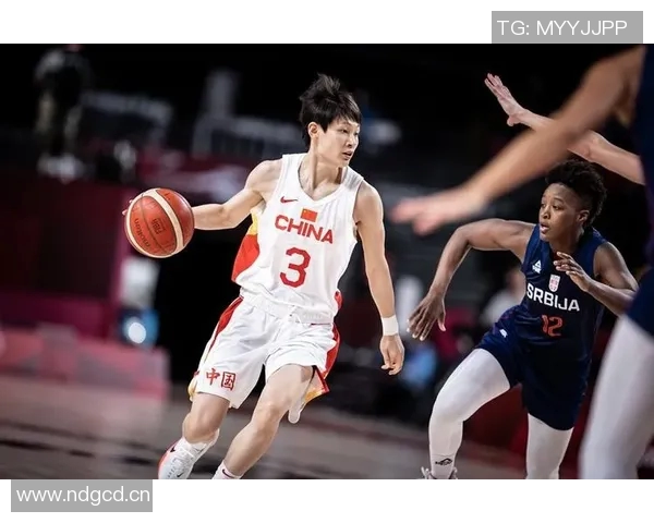 弗拉格解析持球策略助力后卫减压应对全场紧逼挑战 弗拉格解析持球策略助力后卫减压应对全场紧逼挑战