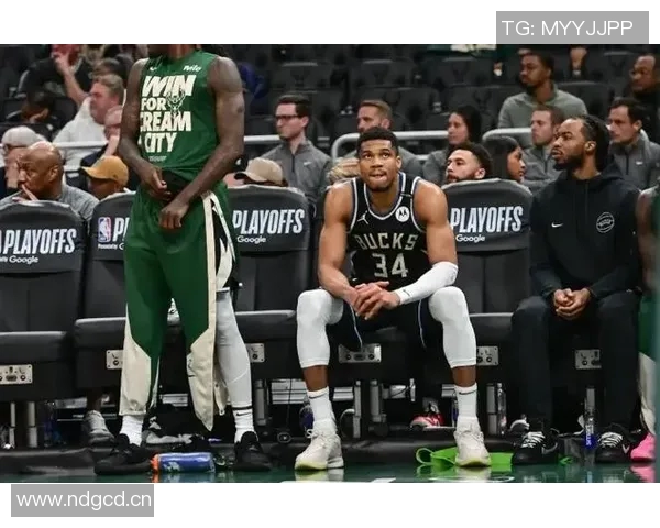 科尔安东尼盛赞字母哥称其为世界最强球员如同野兽般强大 科尔安东尼盛赞字母哥称其为世界最强球员如同野兽般强大