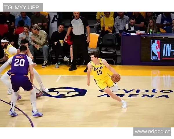 加兰赛季首秀表现平平26分钟贡献8分4助攻3失误需调整状态 加兰赛季首秀表现平平26分钟贡献8分4助攻3失误需调整状态