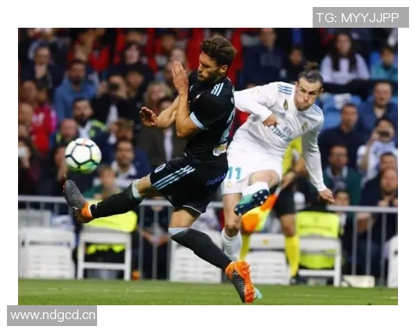 贝尔半场火力全开三分球精准命中助球队领先