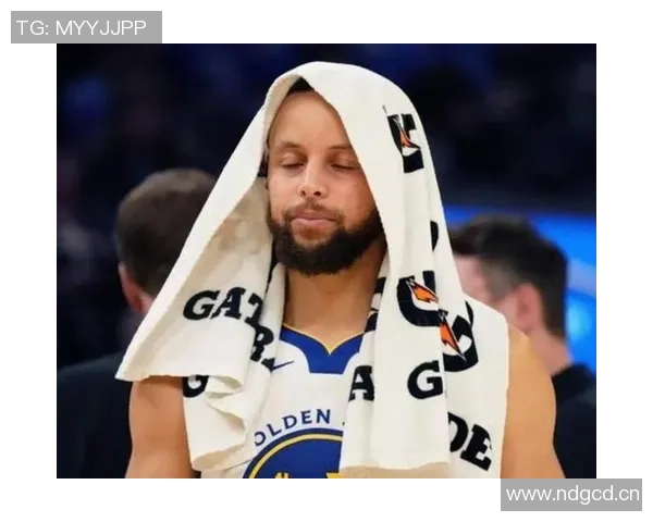 库里股四头肌受伤将缺席约一周球迷松一口气无更严重问题 库里股四头肌受伤将缺席约一周球迷松一口气无更严重问题