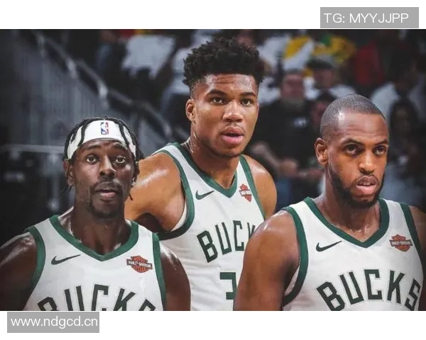 米德尔顿重返赛场半场表现抢眼贡献10分并助攻字母哥制造犯规