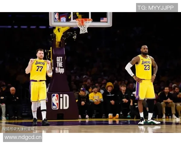 湖人需调整阵容平衡里夫斯东契奇攻强守弱成隐忧 湖人需调整阵容平衡里夫斯东契奇攻强守弱成隐忧